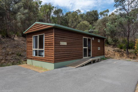 Hobart Bush Cabins - Holiday Jervis Bay 1