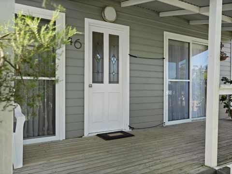Husky Beach House By Experience Jervis Bay - Holiday Jervis Bay 2