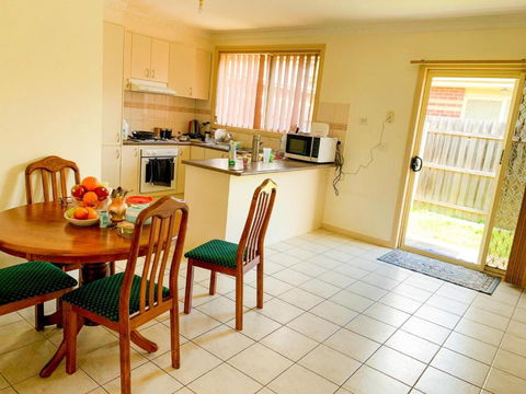 In The Heart Of Epping Shared House - Holiday Jervis Bay 1