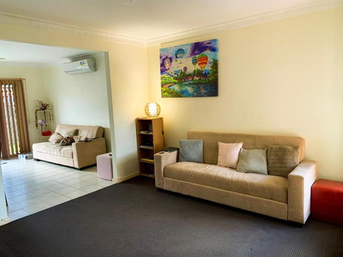 In The Heart Of Epping Shared House - Holiday Jervis Bay 3