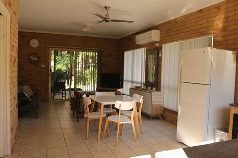 Agnes Palms Accommodation - Holiday Jervis Bay 2