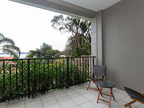 Aislinn' 3/273 Corrie Parade - Air Con, Water Views, BBQ - Holiday Jervis Bay 2