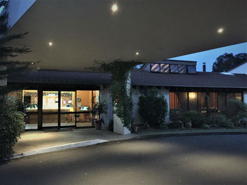 All Seasons Motel Armidale - Holiday Jervis Bay 0