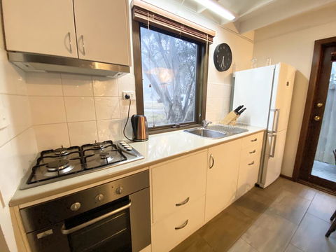 Alpine Retreat - Holiday Jervis Bay 3