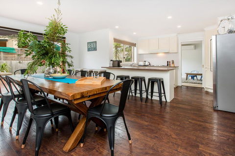 AMALFI - DROMANA.... - Holiday Jervis Bay 2