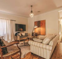Ambrose On Byng - Central Location w/ 2 Bathroom - Holiday Jervis Bay