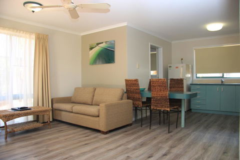 Aqua Villa Holiday Apartments - Holiday Jervis Bay 1