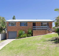 Argyle Cottage' 41 Argyle Avenue - great family home for holidays - Holiday Jervis Bay