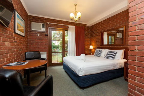 Armour Motor Inn - Holiday Jervis Bay 3