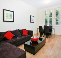 Art Deco in the Cul-de-Sac - Spacious Executive 1BR Potts Point Apartment in Quiet Cul-de-Sac - Holiday Jervis Bay