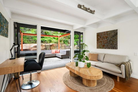 Luxury Escape - 4bd Home And Courtyard In Castlecrag - Holiday Jervis Bay 3
