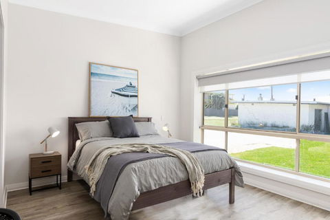 Luxury Apartments And Motel Rooms - Free Wifi - Close To Beach - Holiday Jervis Bay 3