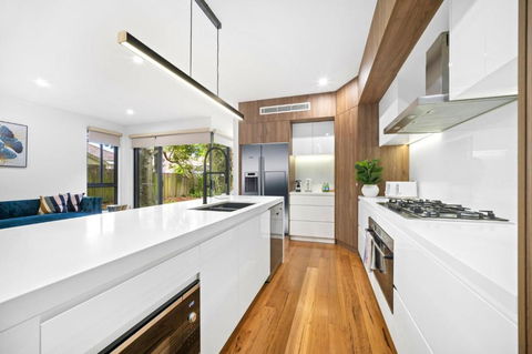Luxury Retreat & Spacious 4BR House In Willoughby - Holiday Jervis Bay 2