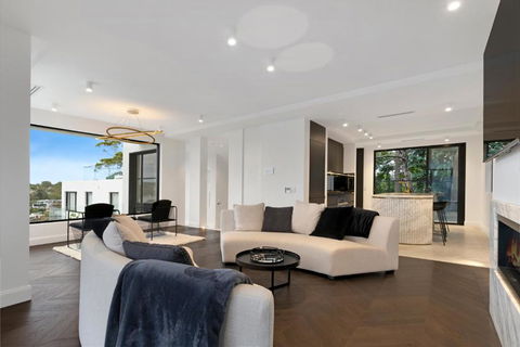 Luxury Waterside Home Sanctuary - Holiday Jervis Bay 3