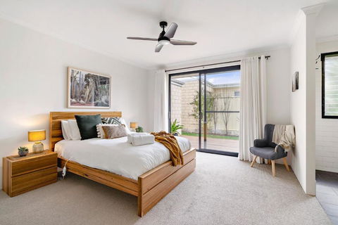 MAINBREAK - DUNSBOROUGH - Holiday Jervis Bay 1