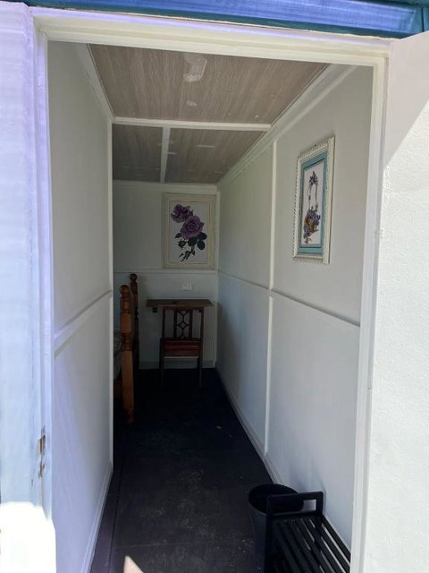 Master Bedroom Opposite To Deakin University - Holiday Jervis Bay 3