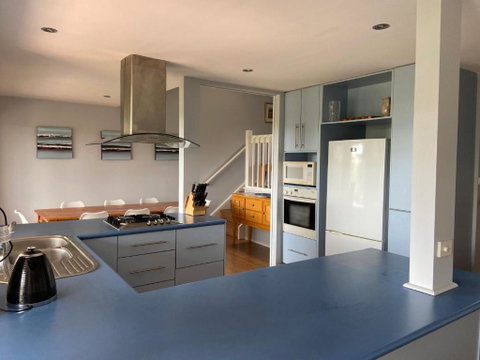 McCrae Treehouse - Holiday Jervis Bay 1
