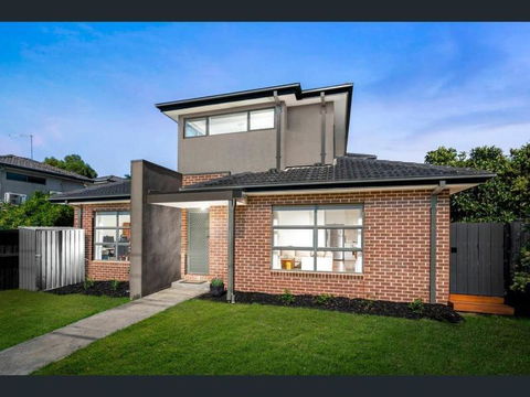 Melbourne Home Close To Airport & Train Station - Holiday Jervis Bay 2