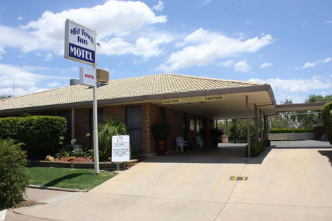Mid Town Inn Narrabri - Holiday Jervis Bay 1