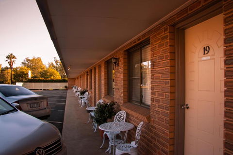 Mid Town Inn Narrabri - Holiday Jervis Bay 3