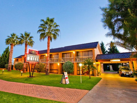 Mildura River City Motel - Holiday Jervis Bay 0