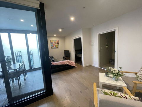 Modern 1BD Apt W Free Parking In Central Brunswick - Holiday Jervis Bay 1