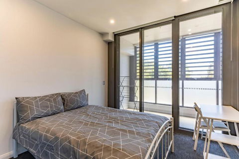 Modern 2B With Loft Bed Parking Central Mascot - Holiday Jervis Bay 2