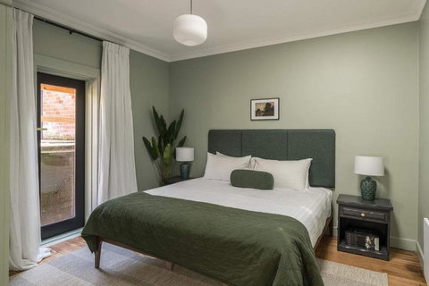 Modern 3-Bed Coastal Escape - Holiday Jervis Bay 1