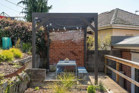 Modern 3-Bed Coastal Escape - Holiday Jervis Bay 2