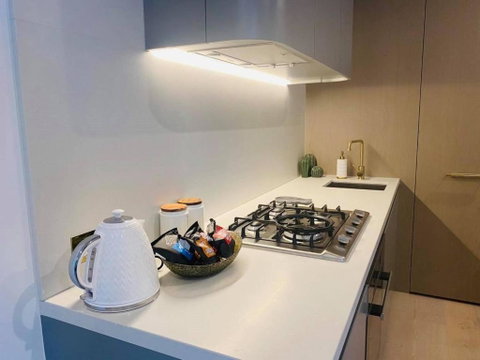 Moody Moon Apartment @ Sky Garden - Glen Waverley - Holiday Jervis Bay 3
