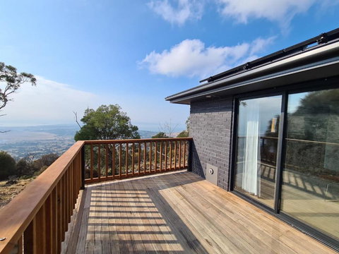 Mount Rumney Escapes - 4 Seaview Devil House - Holiday Jervis Bay 0