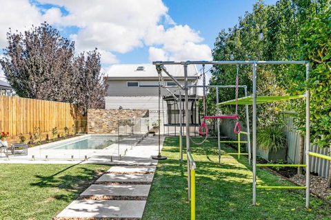 Mosman Park Prestige - Holiday Jervis Bay 1