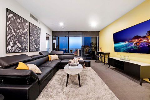 OCEAN VIEW - One Bedroom Spa Apartment - Circle On Cavill - Self Contained, Privately Managed - Holiday Jervis Bay 1