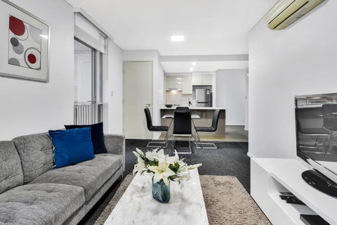 North Sydney Corporate Apartment MIL2251106 - Holiday Jervis Bay 0