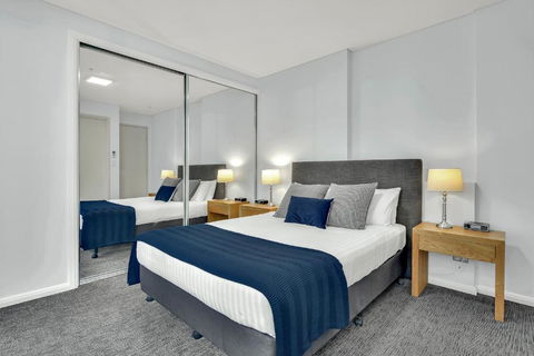 North Sydney Large Two Bedroom MIL2302 - Holiday Jervis Bay 1