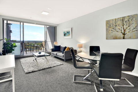 North Sydney Large Two Bedroom MIL2302 - Holiday Jervis Bay 0