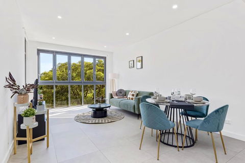 Oasis Near CBD, Close To UNSW & Famous Restaurants - Holiday Jervis Bay 1