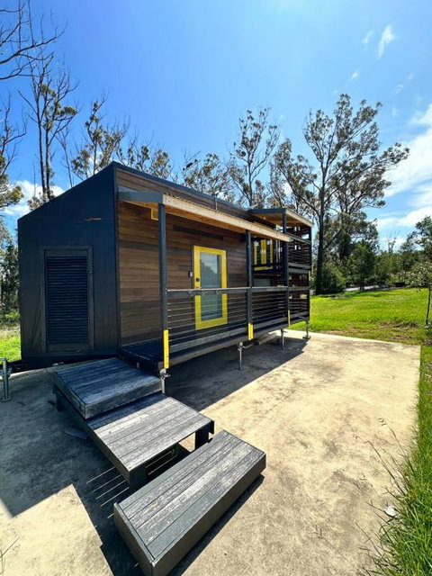 Ocean Breeze Tiny House - Ocean And Lake View - Holiday Jervis Bay 1