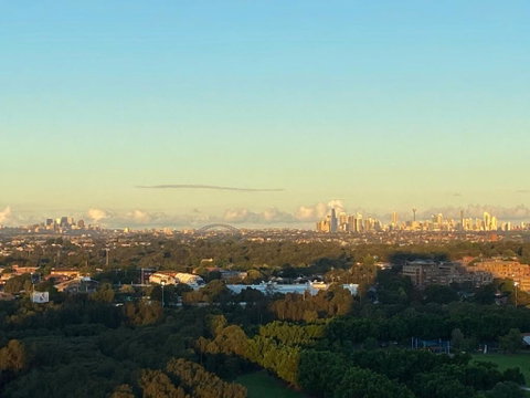 Parkside & City View In Sydney Olympic Park - Holiday Jervis Bay 2