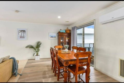 Panayil BeachHouse ! Stunning Ocean Views! - Holiday Jervis Bay 3