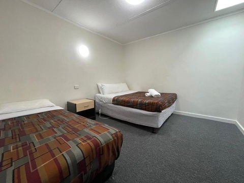 Parkside Inn Motel - Holiday Jervis Bay 1