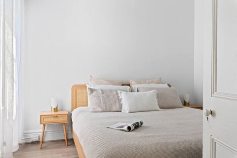 Peaceful 2 Bedroom With Private Backyard And BBQ - Holiday Jervis Bay 3