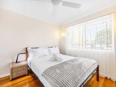 Peaceful 3BR Comfy Unit Sunnybank Near Everything - Holiday Jervis Bay 0