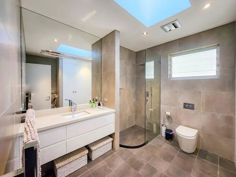 Peaceful 4-Bedroom Family Retreat In Lane Cove - Holiday Jervis Bay 1