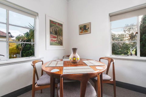 Parkside Hideaway - Beautiful Art Deco Near Zoo - Holiday Jervis Bay 1