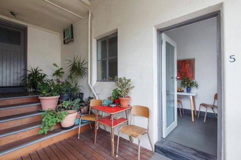 Parkside Hideaway - Beautiful Art Deco Near Zoo - Holiday Jervis Bay 2