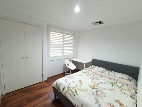 Peaceful Room In Modern And Spacious Baulkham Hills Home - BH2 - Holiday Jervis Bay 1
