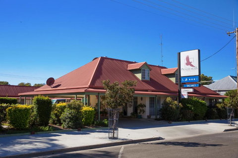 Pioneer Motel Goondiwindi - Holiday Jervis Bay 0