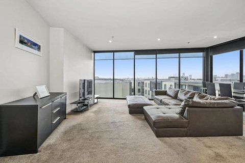 Portside Bliss Your Urban Escape In Melbourne - Holiday Jervis Bay 2