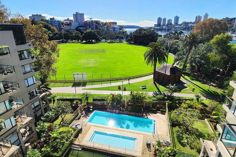 Penthouse With Private Terrace, Parking + 2 Pools - Holiday Jervis Bay 3